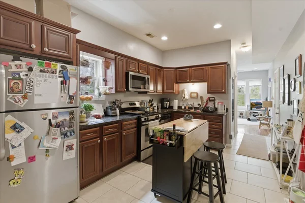 4 bedrooms apartment for rent in Boystown - North Side, Chicago