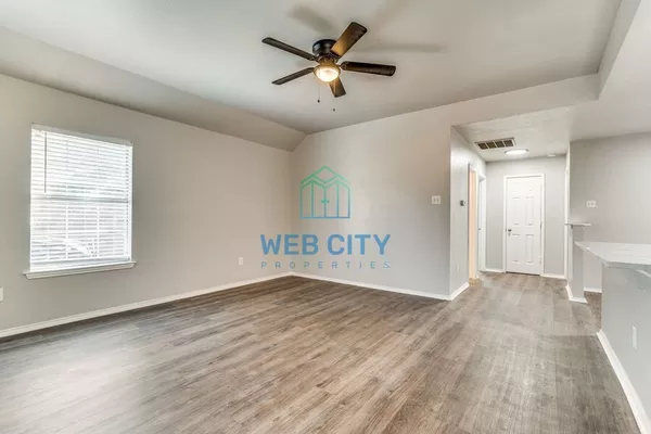 4 bedrooms apartment for rent in Wolf Creek - Sw Dallas, Dallas
