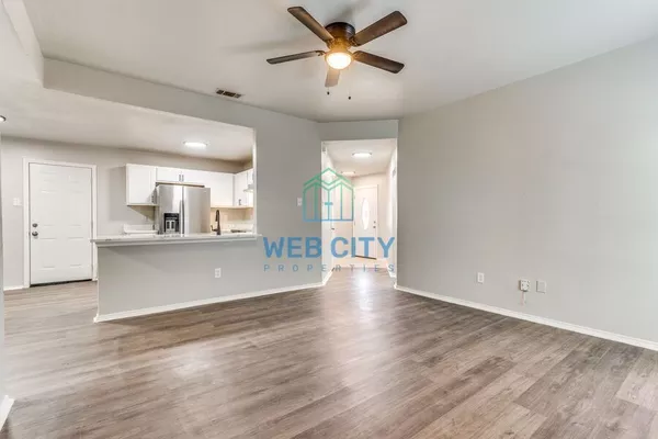 4 bedrooms apartment for rent in Wolf Creek - Sw Dallas, Dallas
