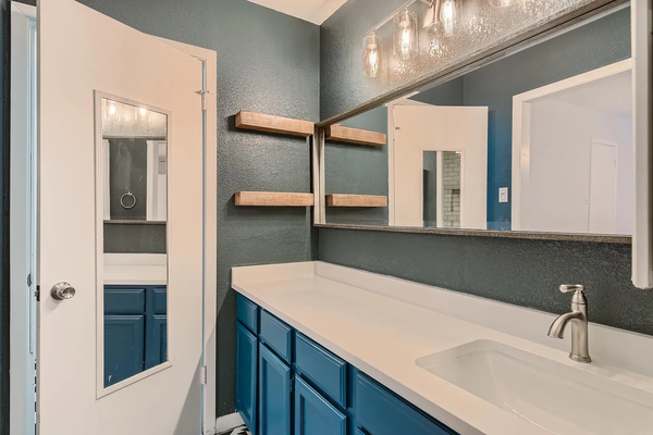 Coliving in Garrison Park - South Austin, Austin