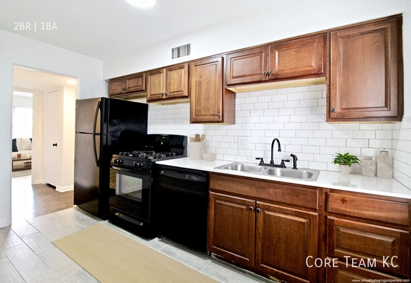 2 bedrooms apartment for rent in Midtown-Westport - KCMO, Kansas City