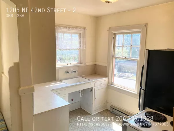 3 bedrooms apartment for rent in University District - North Seattle, Seattle