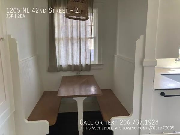 3 bedrooms apartment for rent in University District - North Seattle, Seattle