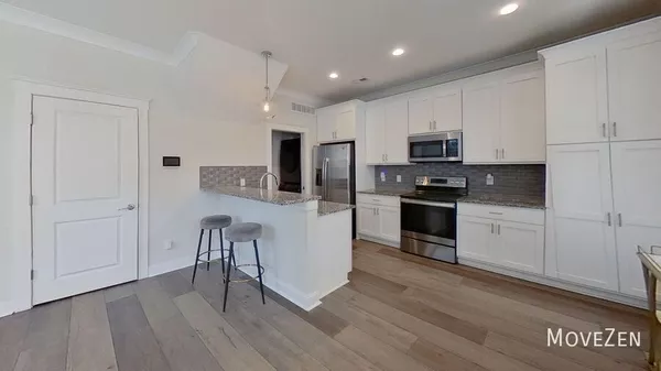 4 bedrooms apartment for rent in Druid Hills - North Charlotte, Charlotte