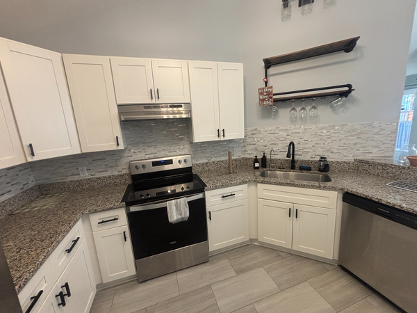 Coliving in King Charles - South Raleigh, Raleigh