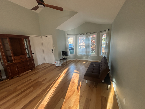 Coliving in King Charles - South Raleigh, Raleigh