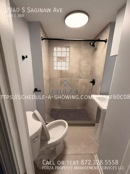 6 bedrooms apartment for rent in South Shore - South Side, Chicago