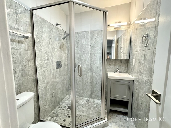 Studio Apartment for rent in Midtown-Westport - KCMO, Kansas City