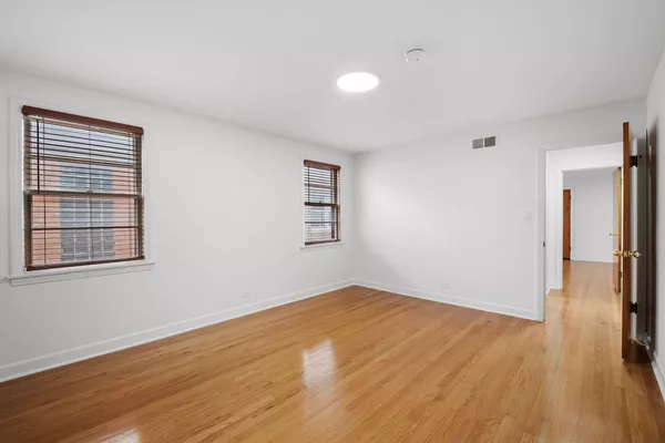 3 bedrooms apartment for rent in West Ridge - Far North Side, Chicago