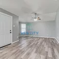 3 bedrooms apartment for rent in Wolf Creek - Sw Dallas, Dallas