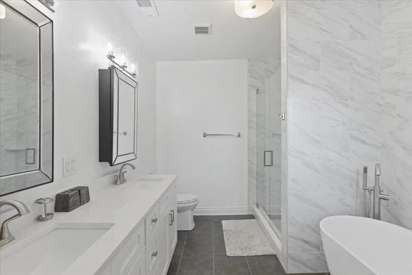 4 bedrooms apartment for rent in North Center - North Side, Chicago