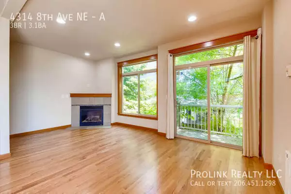 3 bedrooms apartment for rent in University District - North Seattle, Seattle
