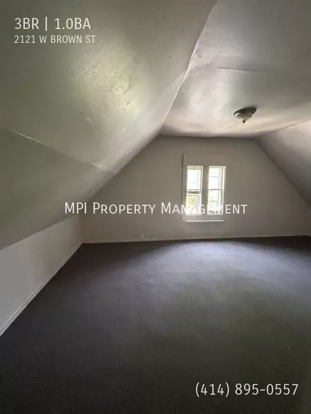3 bedrooms apartment for rent in Triangle - North Mil / North Shore, Milwaukee