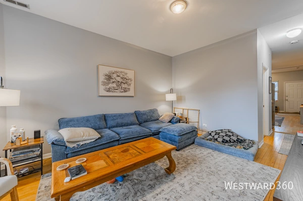 2 bedrooms apartment for rent in Roscoe Village - North Side, Chicago