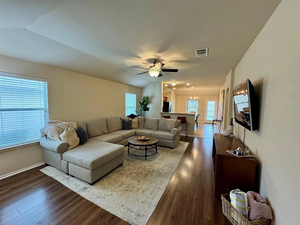 Coliving in Kyle - South Austin, Austin