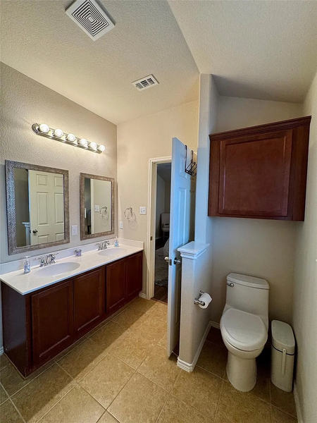 Coliving in Kyle - South Austin, Austin