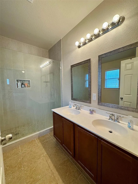 Coliving in Kyle - South Austin, Austin