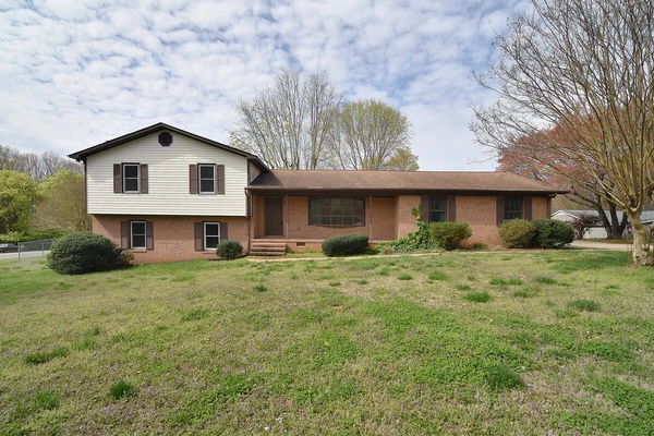 Coliving in Concord NC - North Charlotte, Charlotte