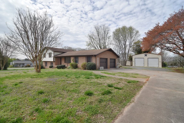 Coliving in Concord NC - North Charlotte, Charlotte