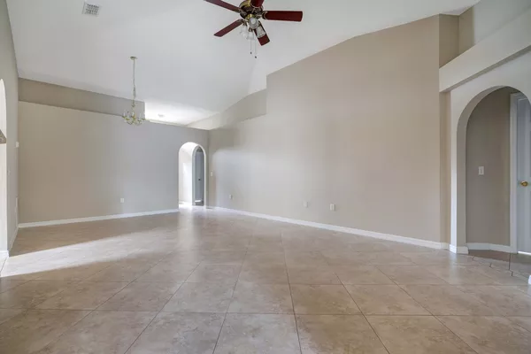 4 bedrooms apartment for rent in Waterford Lakes - East Orlando, Orlando