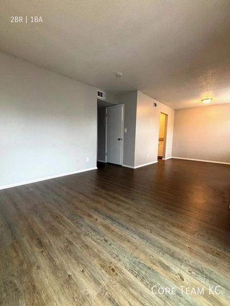 2 bedrooms apartment for rent in Midtown-Westport - KCMO, Kansas City