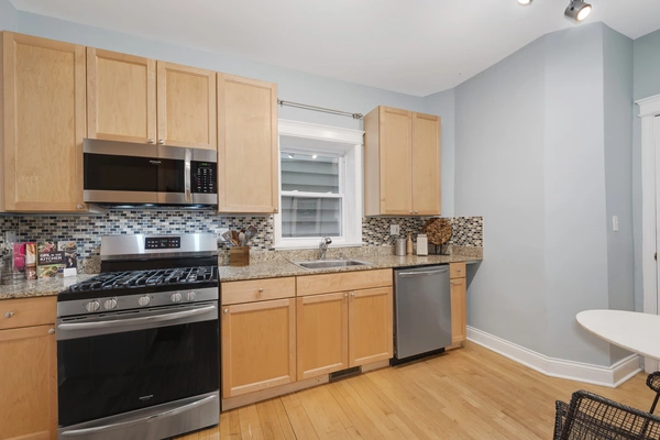 2 bedrooms apartment for rent in North Center - North Side, Chicago