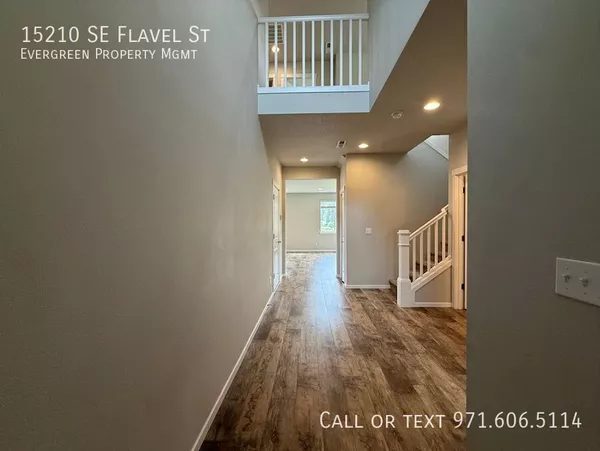 3 bedrooms apartment for rent in Pleasant Valley - East Portland, Portland