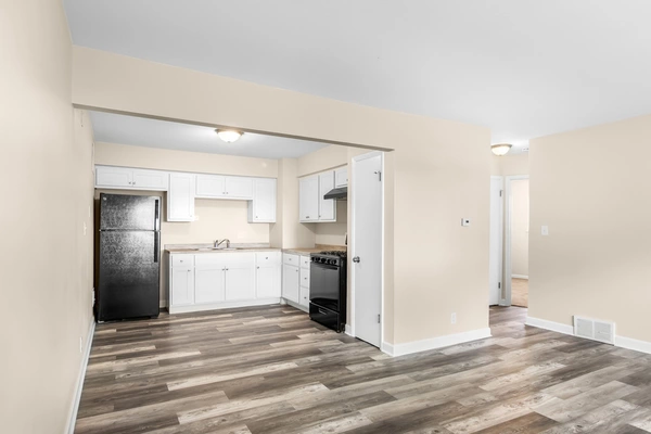 2 bedrooms apartment for rent in Southpoint - South Mil, Milwaukee