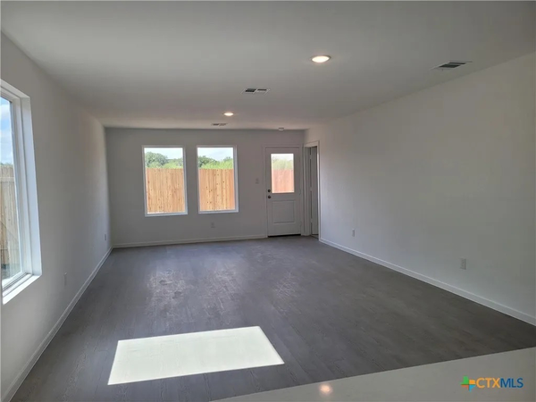 Coliving in San Marcos - South Austin, Austin