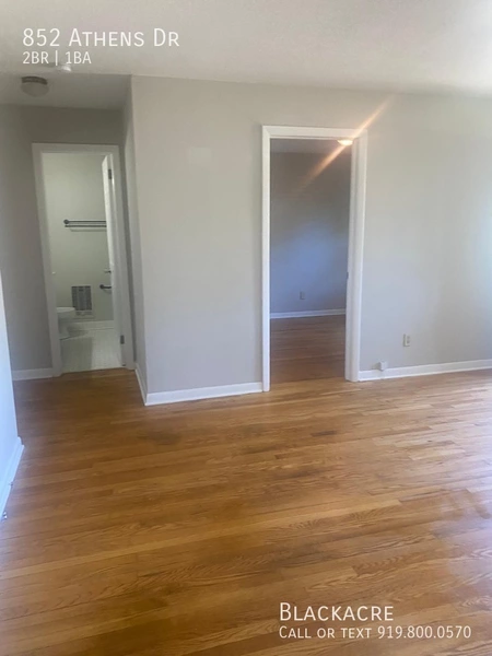 2 bedrooms apartment for rent in Wade - Central Raleigh, Raleigh