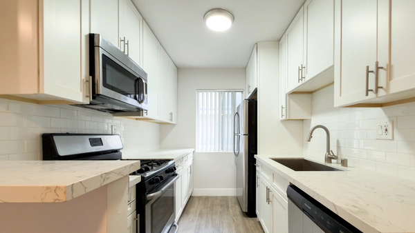 2 bedrooms apartment for rent in Carthay - Central Los Angeles, Los Angeles