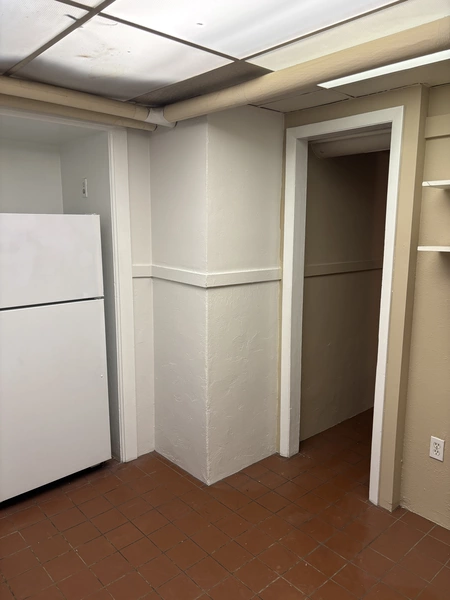 Studio Apartment for rent in Alamo Placita - Center Denver, Denver