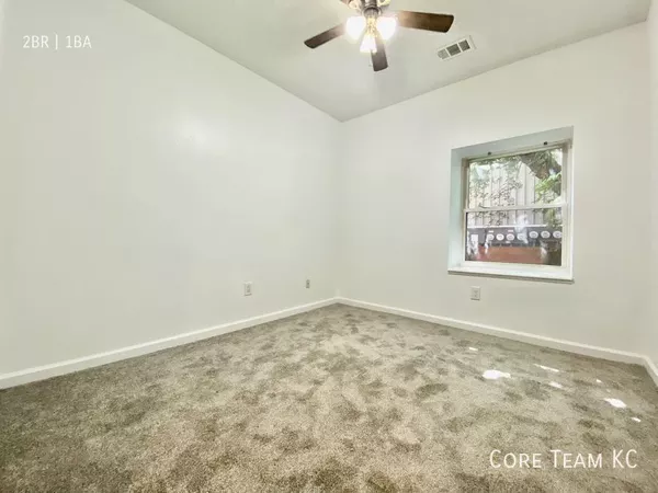 2 bedrooms apartment for rent in Ivanhoe - KCMO, Kansas City