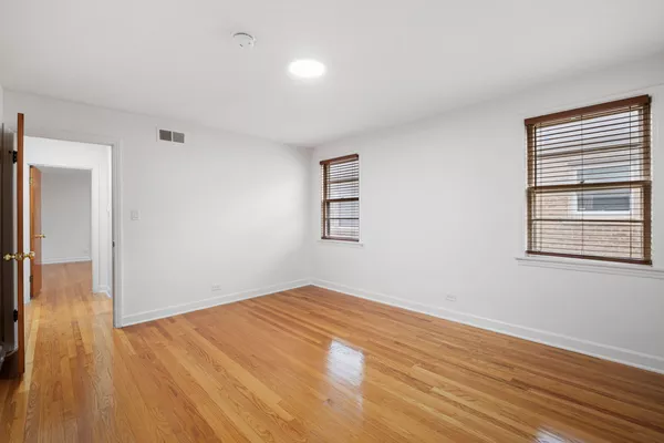 3 bedrooms apartment for rent in West Ridge - Far North Side, Chicago