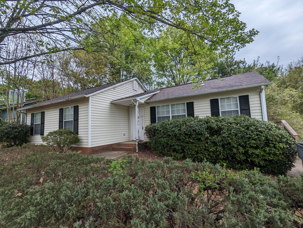 Coliving in Hickory Grove - East Charlotte, Charlotte