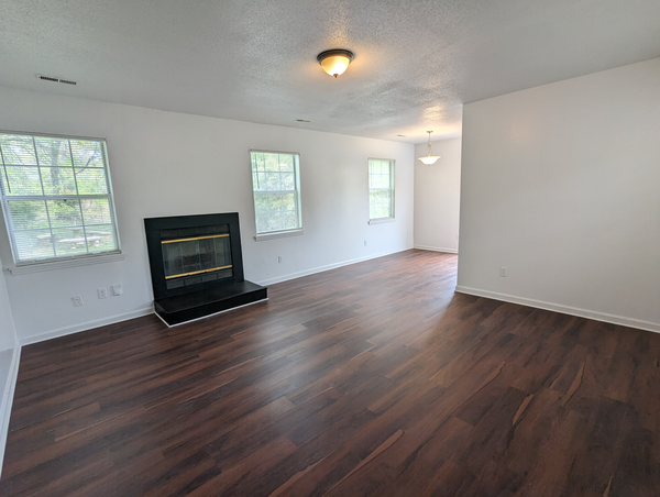 Coliving in Hickory Grove - East Charlotte, Charlotte