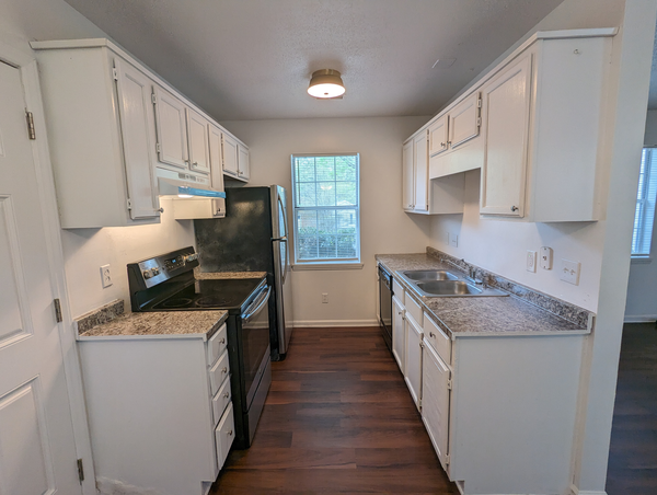 Coliving in Hickory Grove - East Charlotte, Charlotte