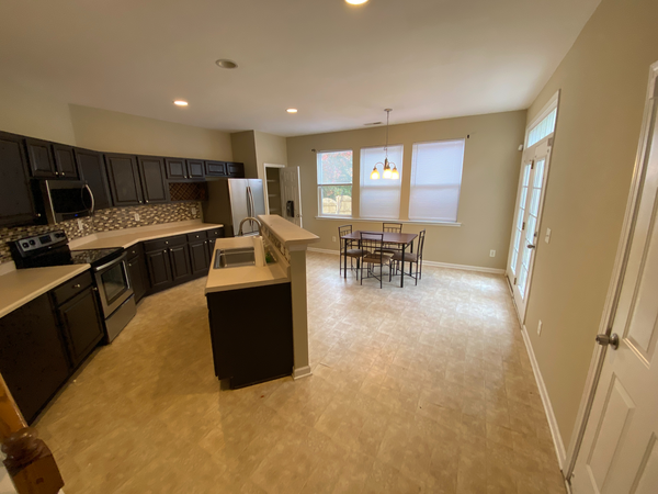 Coliving in Bedford at Falls River - North Raleigh, Raleigh