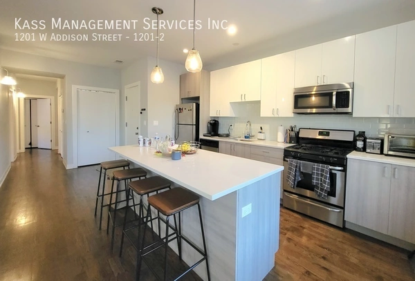 3 bedrooms apartment for rent in Boystown - North Side, Chicago
