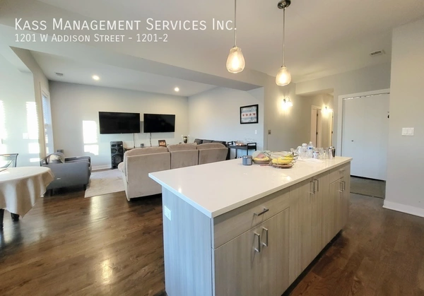 3 bedrooms apartment for rent in Boystown - North Side, Chicago