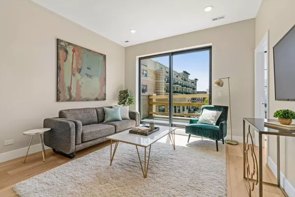 2 bedrooms apartment for rent in Roscoe Village - North Side, Chicago