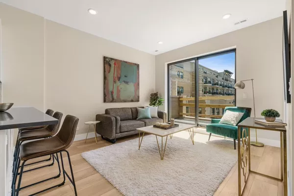 2 bedrooms apartment for rent in Roscoe Village - North Side, Chicago
