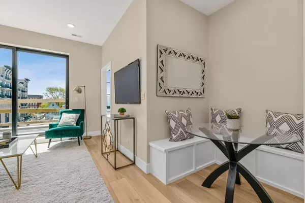 2 bedrooms apartment for rent in Roscoe Village - North Side, Chicago