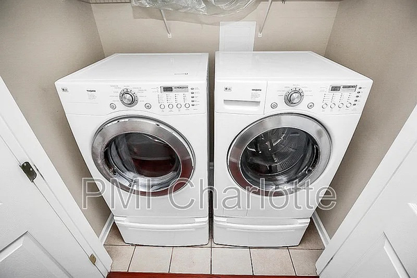 Coliving in Kannapolis - North Charlotte, Charlotte