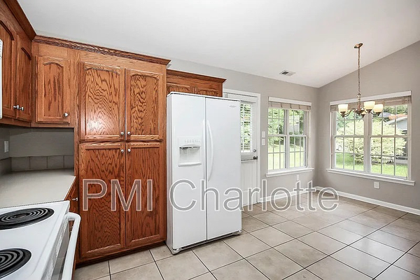 Coliving in Kannapolis - North Charlotte, Charlotte