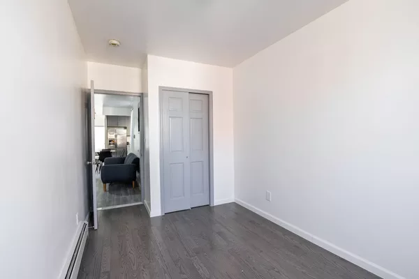 Coliving in Ditmas / Steinway - Queens, New York