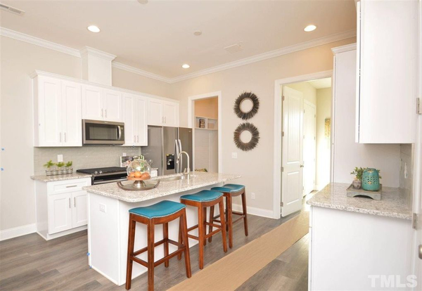 Coliving in Carrboro - Chapel Hill, Raleigh