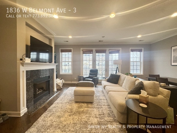 2 bedrooms apartment for rent in Roscoe Village - North Side, Chicago