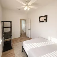 Coliving in Ybor City - Central Tampa, Tampa