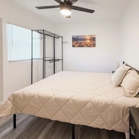 Coliving in Live Oaks Square - East Tampa, Tampa